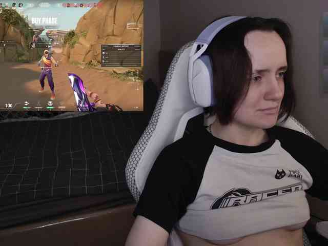 LunaL0ve webcam