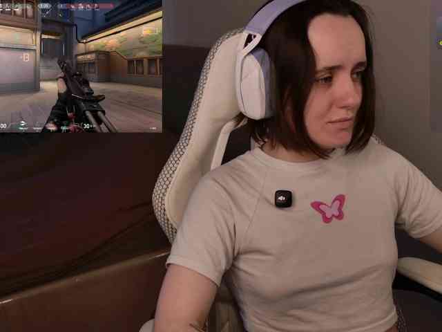 LunaL0ve webcam