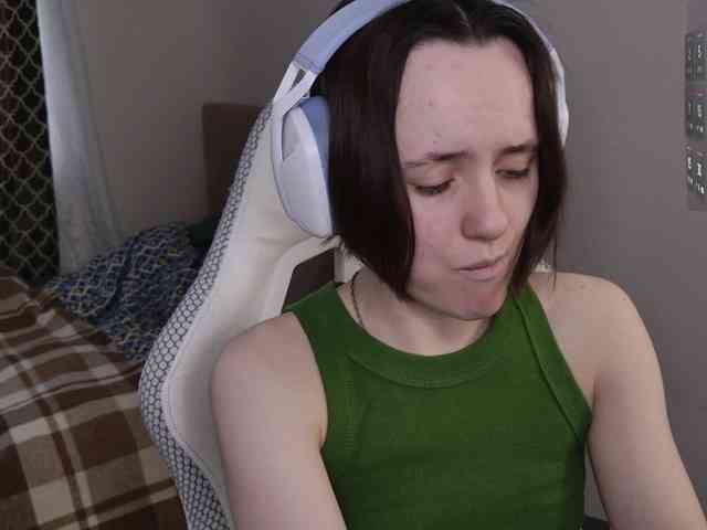 LunaL0ve webcam