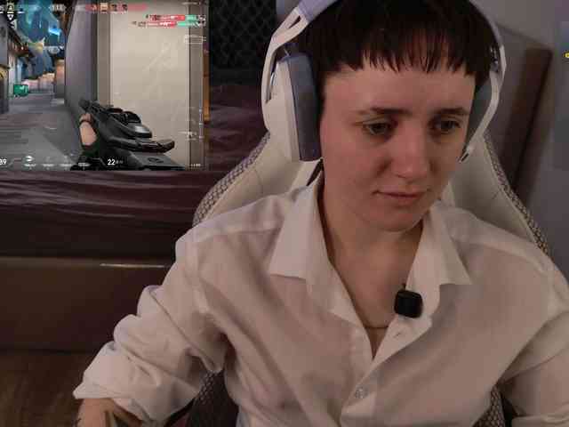 LunaL0ve webcam