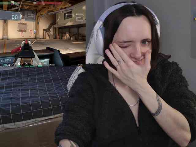 LunaL0ve webcam