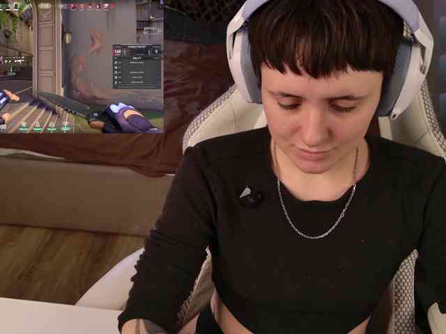 LunaL0ve webcam