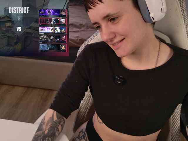 LunaL0ve webcam