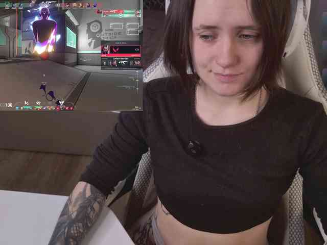 LunaL0ve webcam
