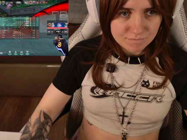 LunaL0ve webcam
