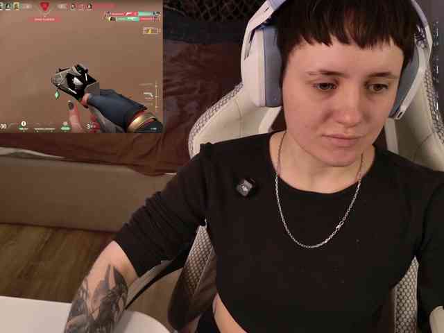 LunaL0ve webcam