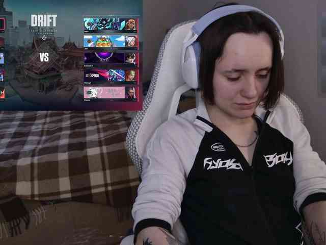 LunaL0ve webcam