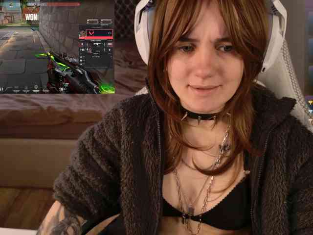 LunaL0ve webcam