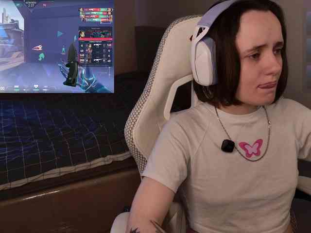 LunaL0ve webcam