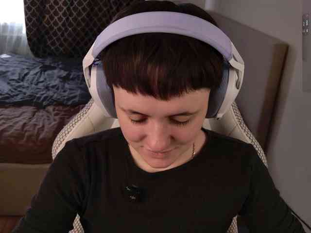 LunaL0ve webcam