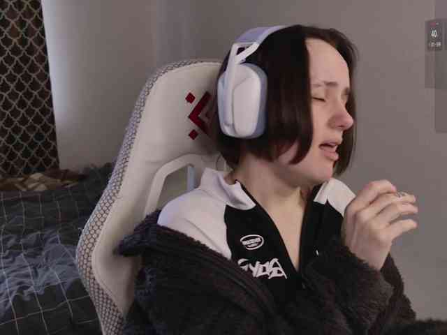 LunaL0ve webcam