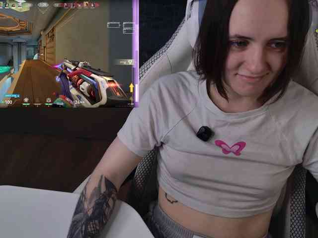 LunaL0ve webcam