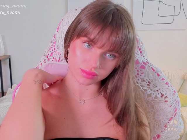 Naomimif live cam on BongaCams