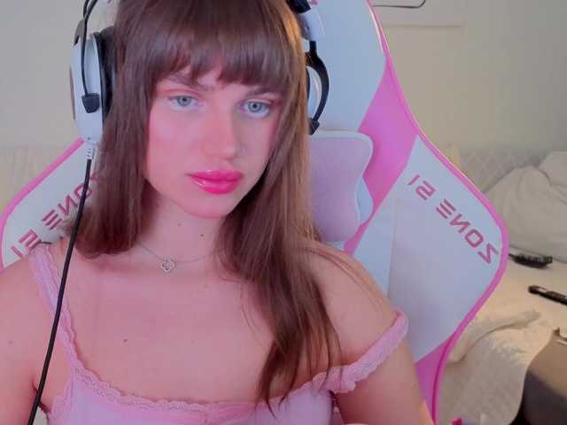 teasingNaomi