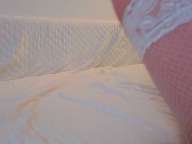 Naomimif live cam on BongaCams