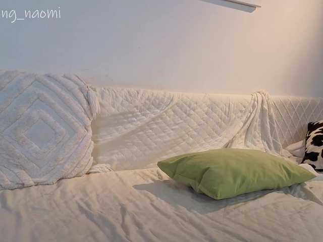 Naomimif live cam on BongaCams