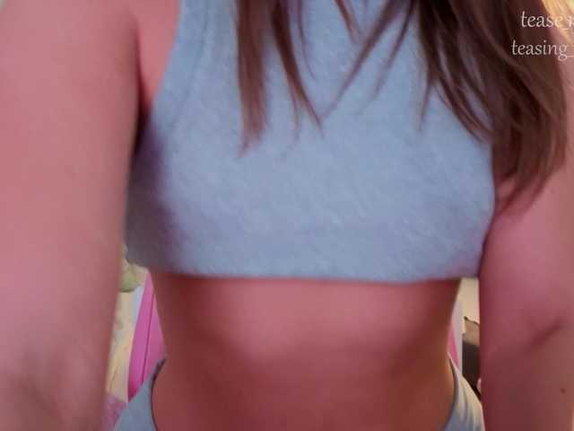 Naomimif live cam on BongaCams