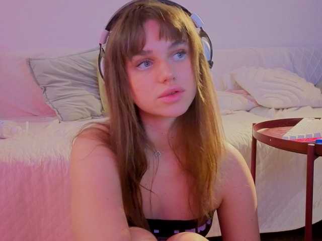teasingNaomi
