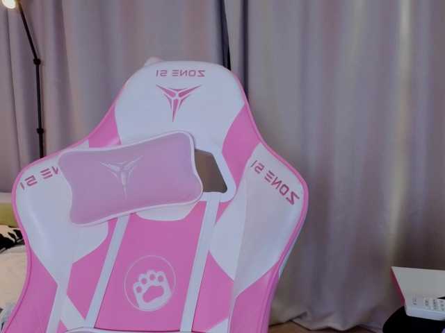 teasingNaomi