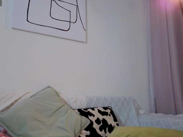 Naomimif live cam on BongaCams