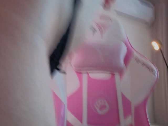 teasingNaomi