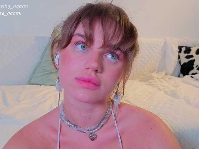 Naomimif live cam on BongaCams