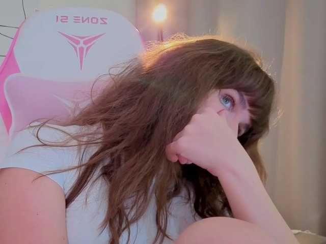 Naomimif live cam on BongaCams