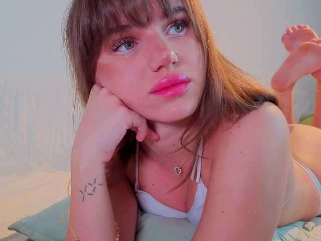 teasingNaomi