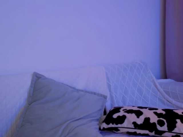 Naomimif live cam on BongaCams