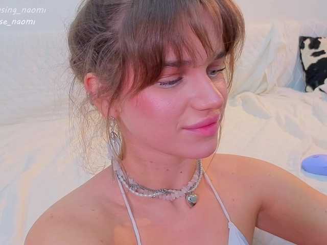 Naomimif live cam on BongaCams