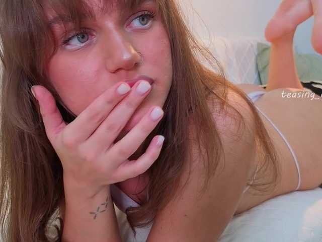 Naomimif live cam on BongaCams