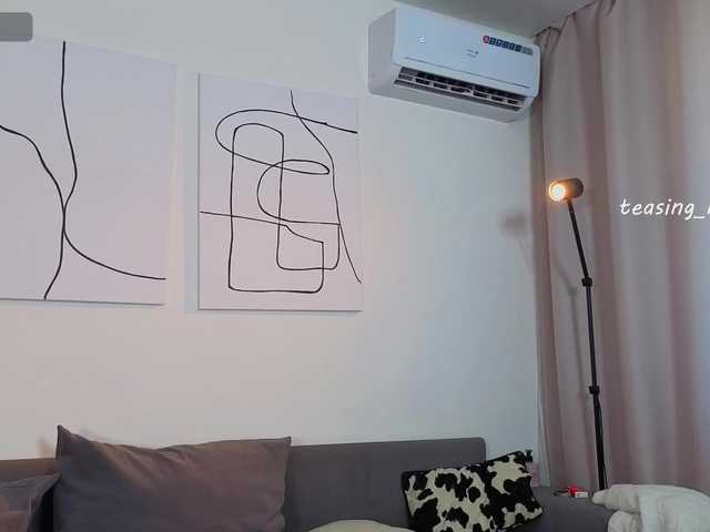Naomimif live cam on BongaCams