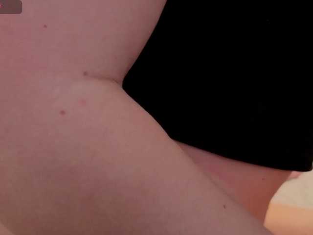 Naomimif live cam on BongaCams