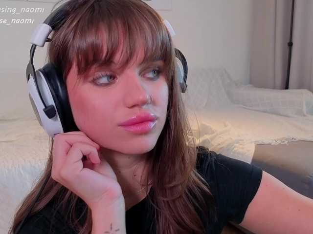 teasingNaomi