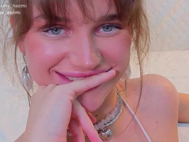Naomimif live cam on BongaCams