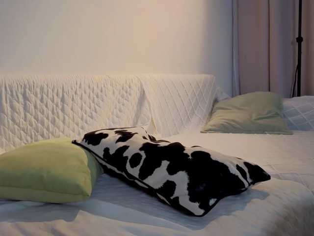 Naomimif live cam on BongaCams