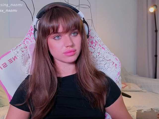 Naomimif live cam on BongaCams