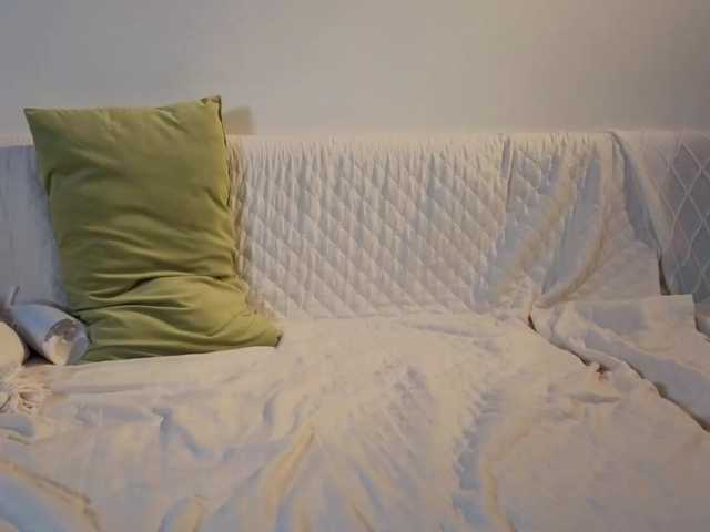 Naomimif live cam on BongaCams