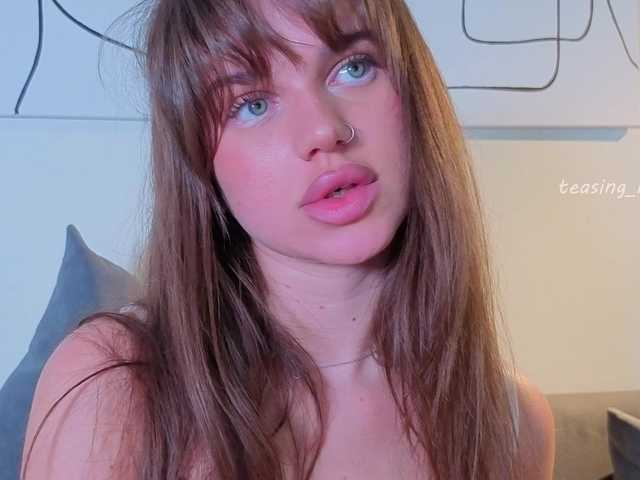 teasingNaomi