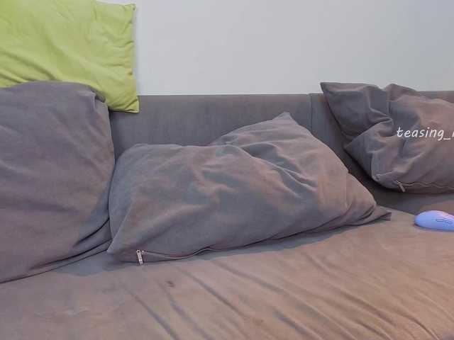 Naomimif live cam on BongaCams