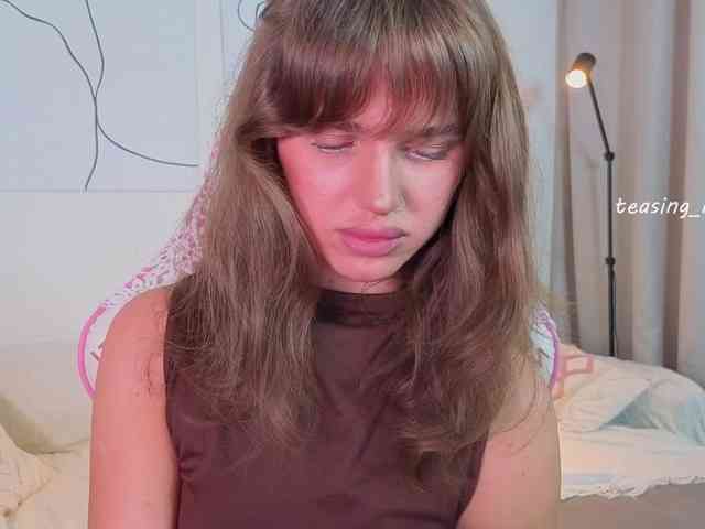 teasingNaomi