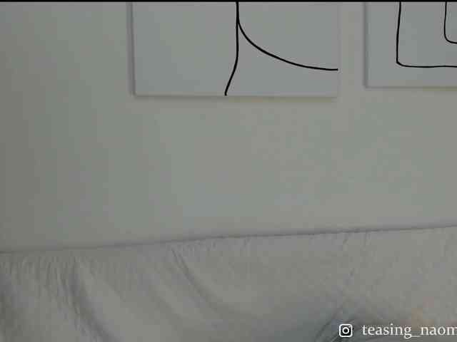 Naomimif webcam