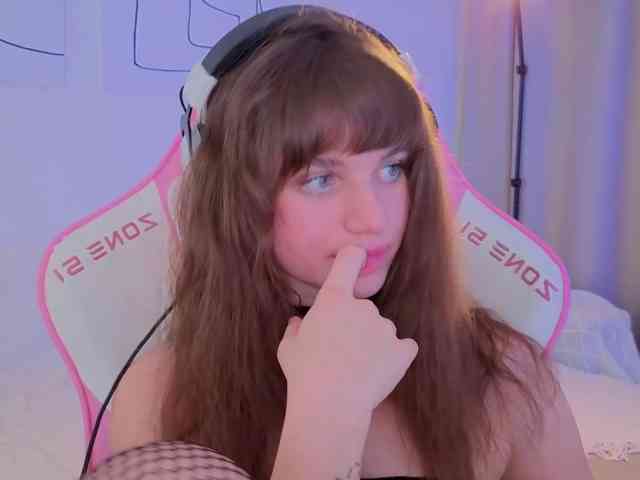 teasingNaomi webcam
