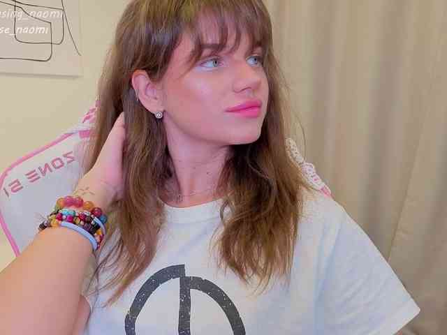 teasingNaomi