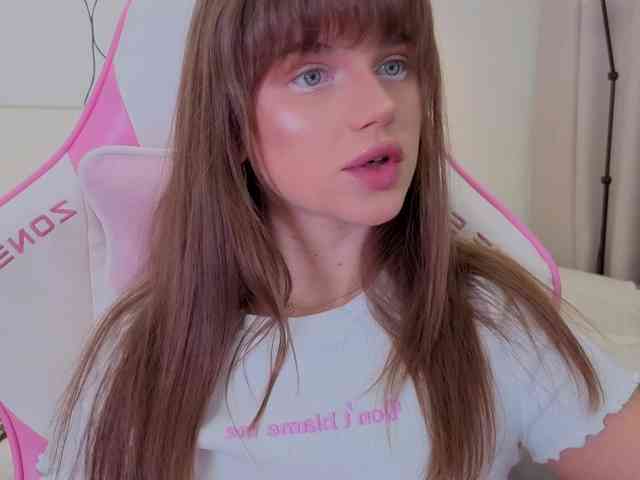 teasingNaomi webcam