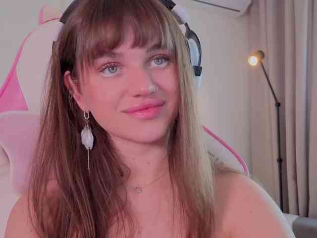 teasingNaomi