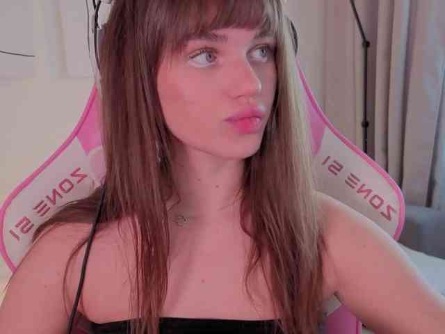 teasingNaomi