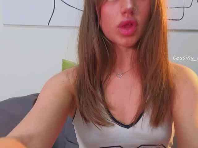 teasingNaomi