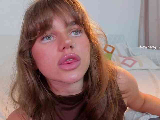 teasingNaomi