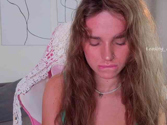 teasingNaomi